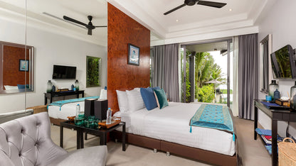 One-storey beachfront 4-bedrooms villa in Natai beach (perfect setting for relaxed holidays, family gatherings)