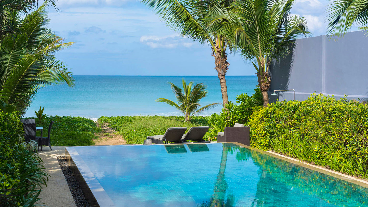 One-storey beachfront 4-bedrooms villa in Natai beach (perfect setting for relaxed holidays, family gatherings)