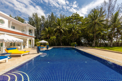 Beachfront family villa on Natai beach 6-bedrooms (4bd in main building, 2bd in guest house)