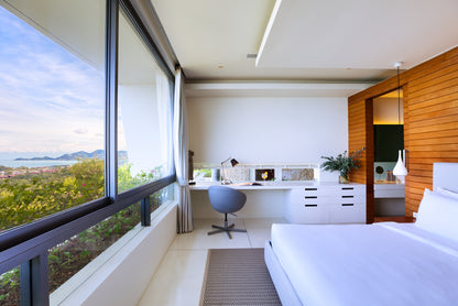 Seaview 5-bedrooms villa with infinity pool in Chaweng beach Koh Samui (private cinema, all service)