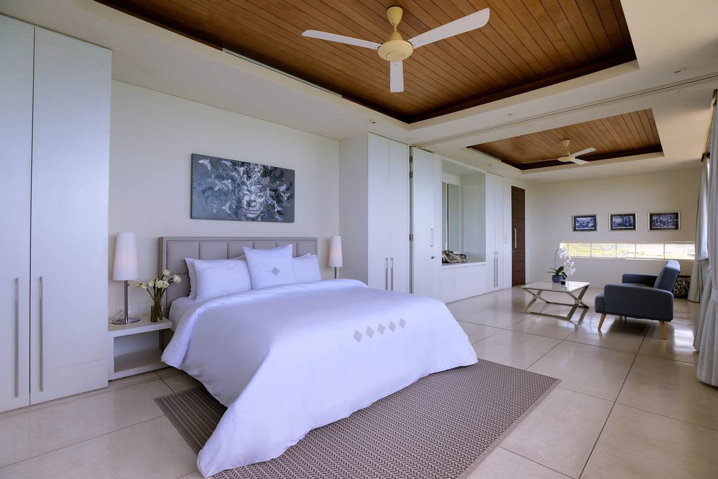 Seaview 5-bedrooms villa with infinity pool in Chaweng beach Koh Samui (private cinema, all service)