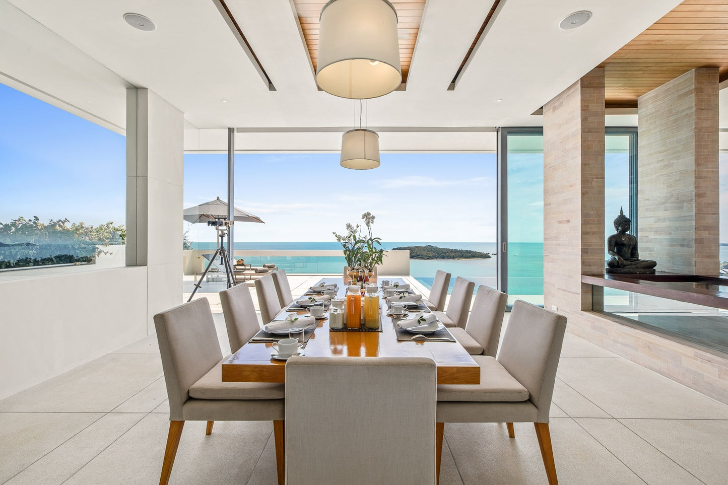 Seaview 5-bedrooms villa with infinity pool in Chaweng beach Koh Samui (private cinema, all service)