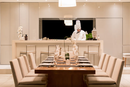 Seaview 5-bedrooms villa with infinity pool in Chaweng beach Koh Samui (private cinema, all service)