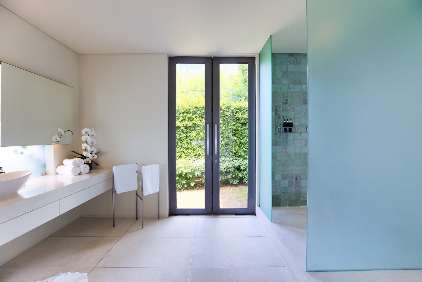 Seaview 5-bedrooms villa with infinity pool in Chaweng beach Koh Samui (private cinema, all service)