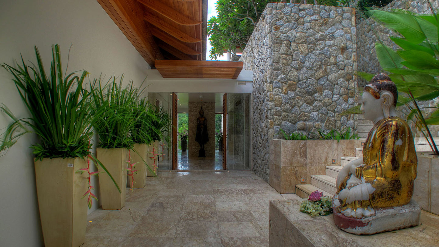 Seaview 6-bedrooms clifftop villa in Millionaire’s Mile Kamala beach (17.5 meters infinity pools with jacuzzi, private spa, fully staffed)