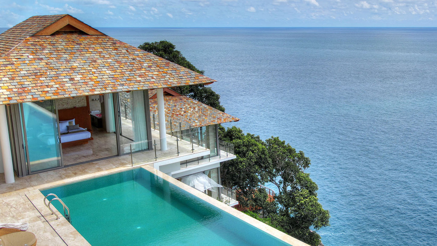Seaview 6-bedrooms clifftop villa in Millionaire’s Mile Kamala beach (17.5 meters infinity pools with jacuzzi, private spa, fully staffed)