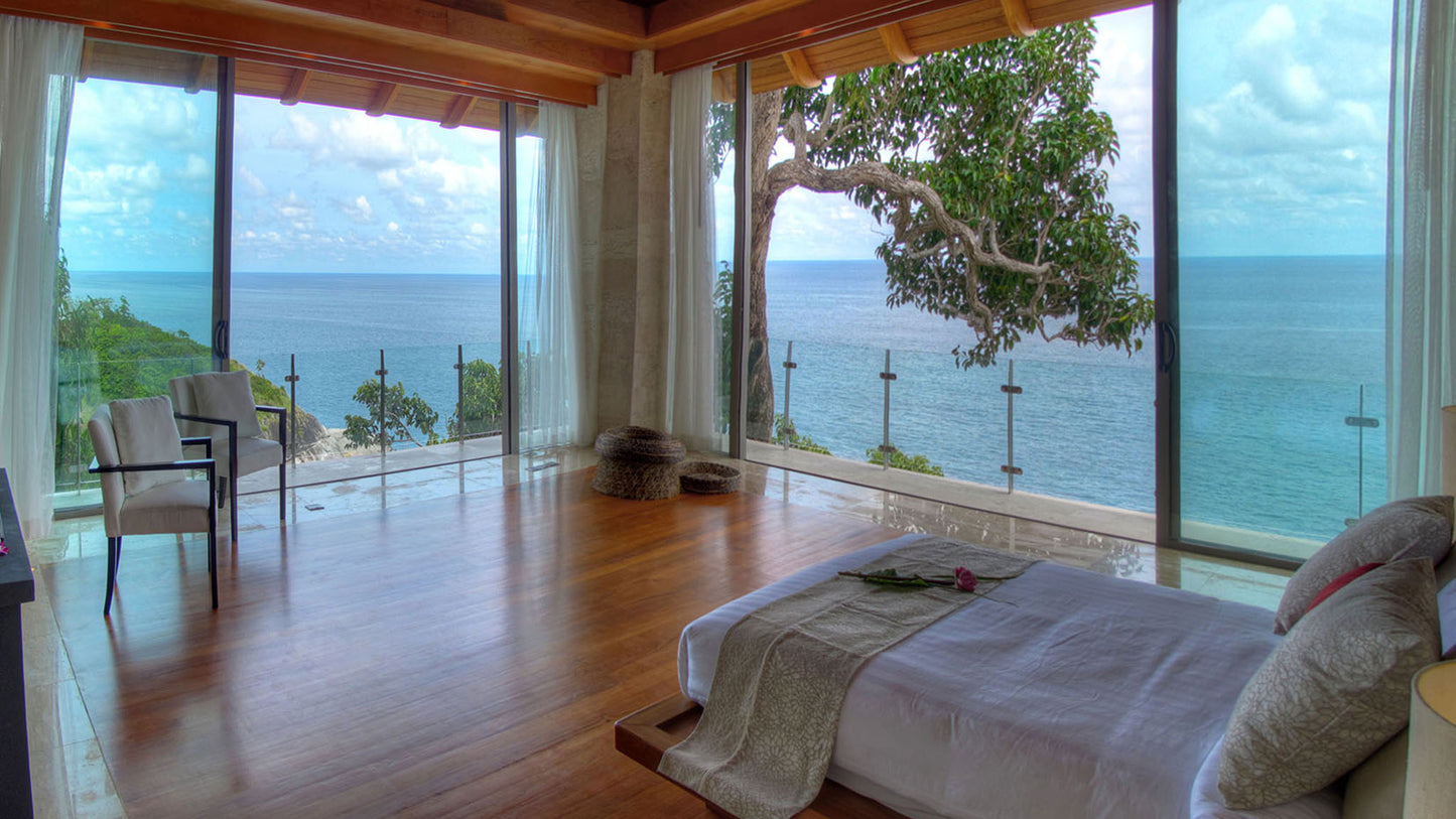 Seaview 6-bedrooms clifftop villa in Millionaire’s Mile Kamala beach (17.5 meters infinity pools with jacuzzi, private spa, fully staffed)