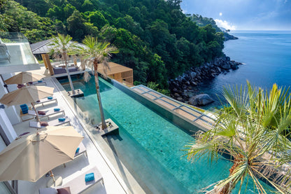 Seaview 12-bedrooms villa in Millionaire’s Mile Kamala beach (2 infinity pools, cinema, spa, gym, wine cellar)