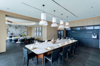 Seaview 12-bedrooms villa in Millionaire’s Mile Kamala beach (2 infinity pools, cinema, spa, gym, wine cellar)