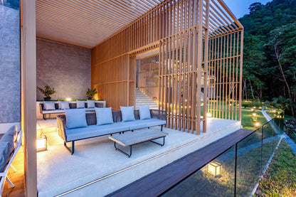 Seaview 12-bedrooms villa in Millionaire’s Mile Kamala beach (2 infinity pools, cinema, spa, gym, wine cellar)