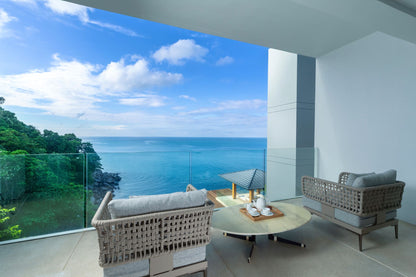Seaview 12-bedrooms villa in Millionaire’s Mile Kamala beach (2 infinity pools, cinema, spa, gym, wine cellar)