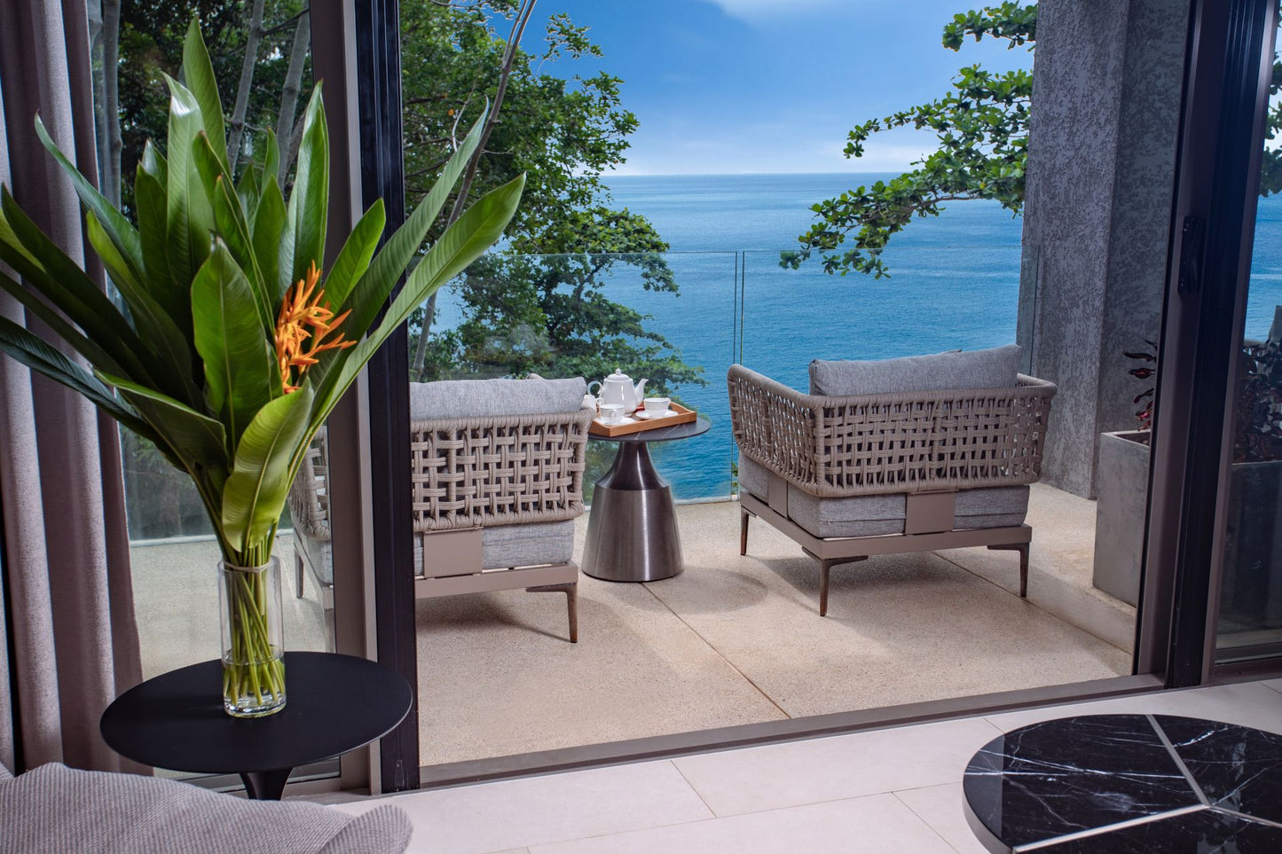 Seaview 12-bedrooms villa in Millionaire’s Mile Kamala beach (2 infinity pools, cinema, spa, gym, wine cellar)