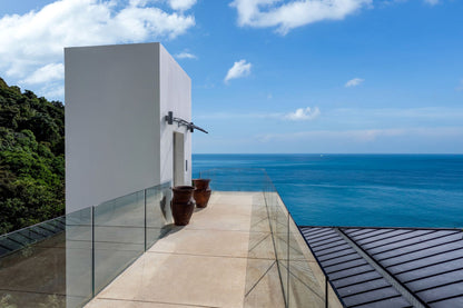 Seaview 12-bedrooms villa in Millionaire’s Mile Kamala beach (2 infinity pools, cinema, spa, gym, wine cellar)