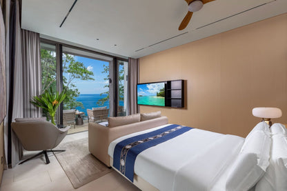 Seaview 12-bedrooms villa in Millionaire’s Mile Kamala beach (2 infinity pools, cinema, spa, gym, wine cellar)