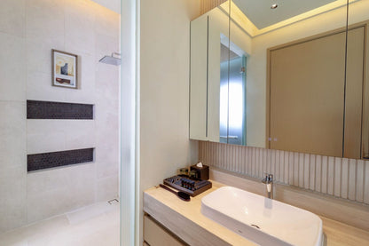 Seaview 12-bedrooms villa in Millionaire’s Mile Kamala beach (2 infinity pools, cinema, spa, gym, wine cellar)