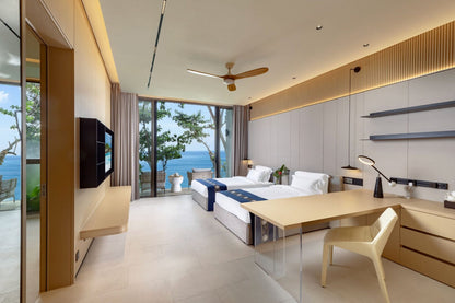 Seaview 12-bedrooms villa in Millionaire’s Mile Kamala beach (2 infinity pools, cinema, spa, gym, wine cellar)