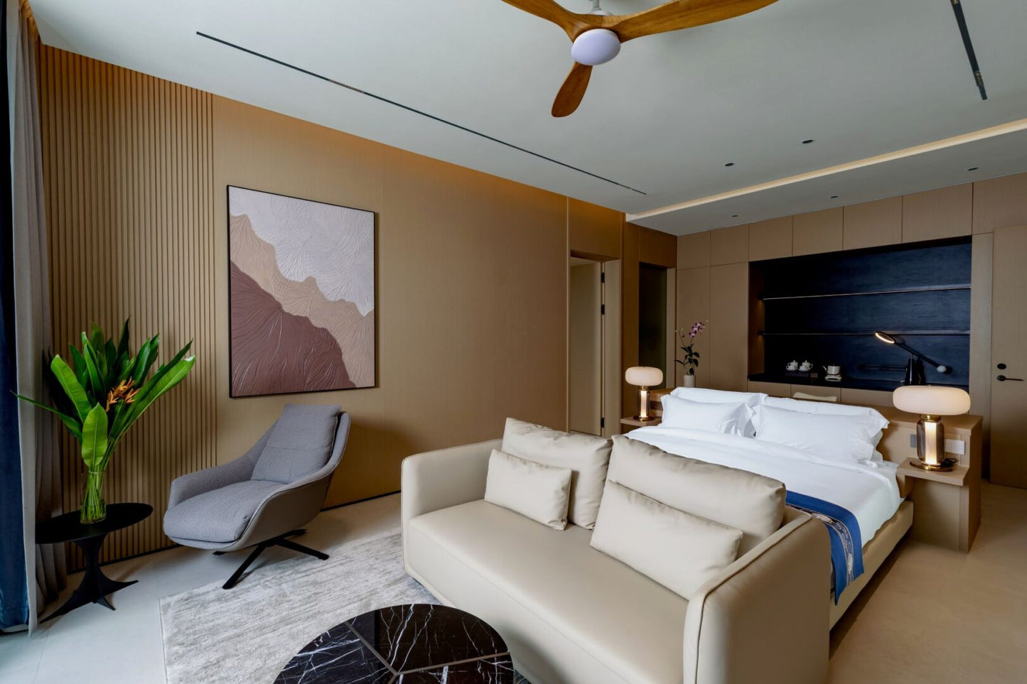 Seaview 12-bedrooms villa in Millionaire’s Mile Kamala beach (2 infinity pools, cinema, spa, gym, wine cellar)