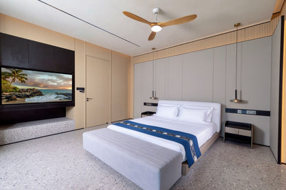 Seaview 12-bedrooms villa in Millionaire’s Mile Kamala beach (2 infinity pools, cinema, spa, gym, wine cellar)