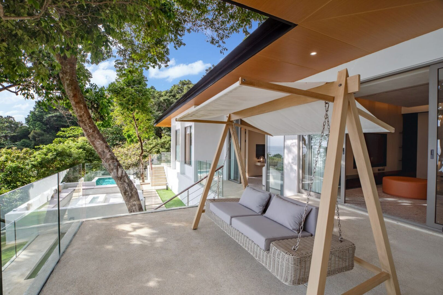 Seaview 12-bedrooms villa in Millionaire’s Mile Kamala beach (2 infinity pools, cinema, spa, gym, wine cellar)