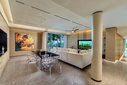 Seaview 12-bedrooms villa in Millionaire’s Mile Kamala beach (2 infinity pools, cinema, spa, gym, wine cellar)