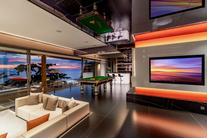 Seaview 12-bedrooms villa in Millionaire’s Mile Kamala beach (2 infinity pools, cinema, spa, gym, wine cellar)