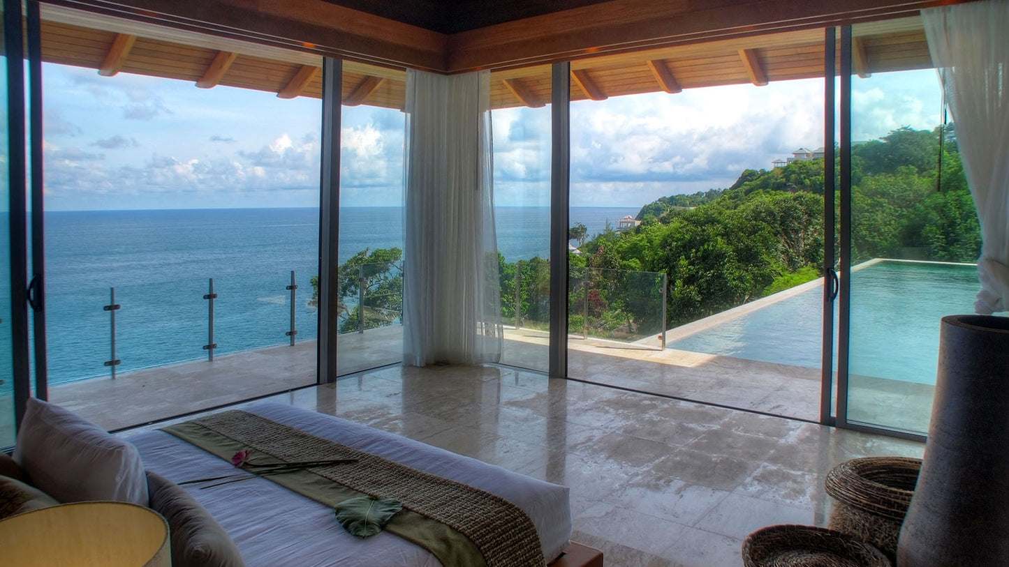 Seaview 6-bedrooms clifftop villa in Millionaire’s Mile Kamala beach (17.5 meters infinity pools with jacuzzi, private spa, fully staffed)