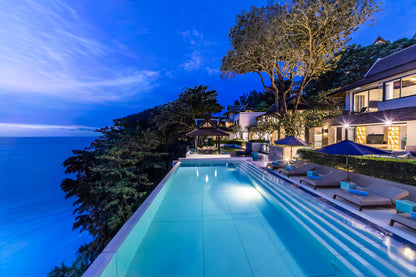 Seaview 7-bedrooms clifftop villa in Millionaire’s Mile Kamala beach (2 infinity pools, cinema, spa, gym, private chef)