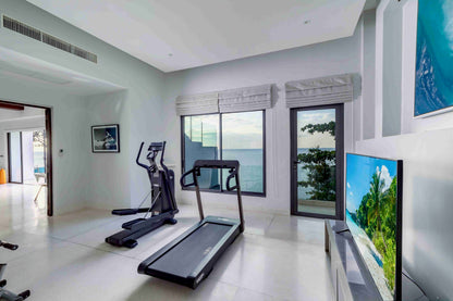 Seaview 7-bedrooms clifftop villa in Millionaire’s Mile Kamala beach (2 infinity pools, cinema, spa, gym, private chef)
