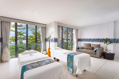 Seaview 7-bedrooms clifftop villa in Millionaire’s Mile Kamala beach (2 infinity pools, cinema, spa, gym, private chef)
