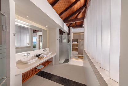 Seaview 7-bedrooms clifftop villa in Millionaire’s Mile Kamala beach (2 infinity pools, cinema, spa, gym, private chef)