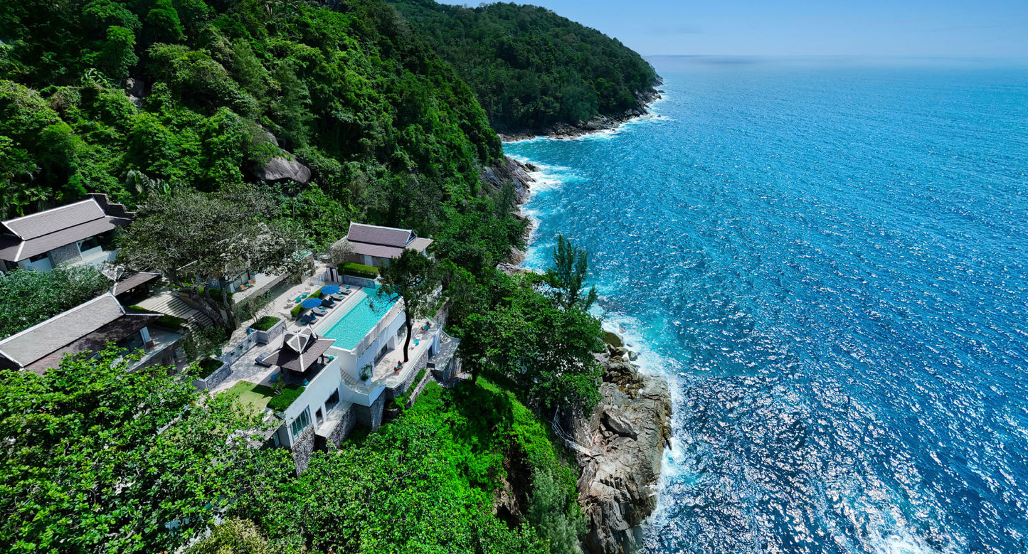 Seaview 7-bedrooms clifftop villa in Millionaire’s Mile Kamala beach (2 infinity pools, cinema, spa, gym, private chef)